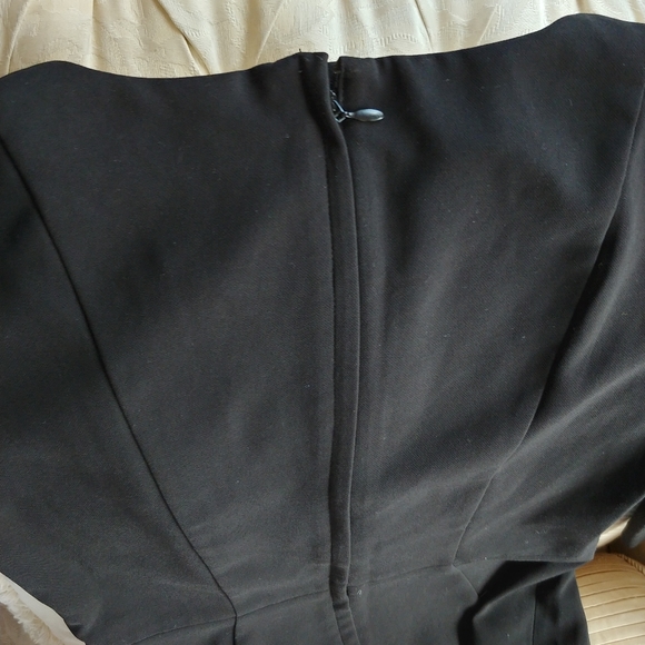 Little Black dress - Picture 4 of 5